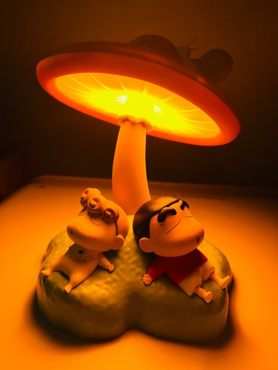 Crayon Shin-chan Mushroom LED Mini Mood Night Lamp - Cute Interior Decoration