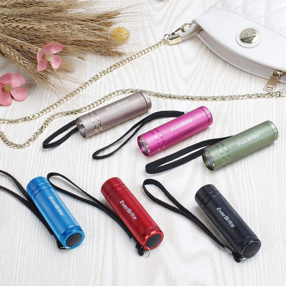 EverBrite 30 Pack Mini Flashlight Set LED Handheld Torches with 90 Batteries