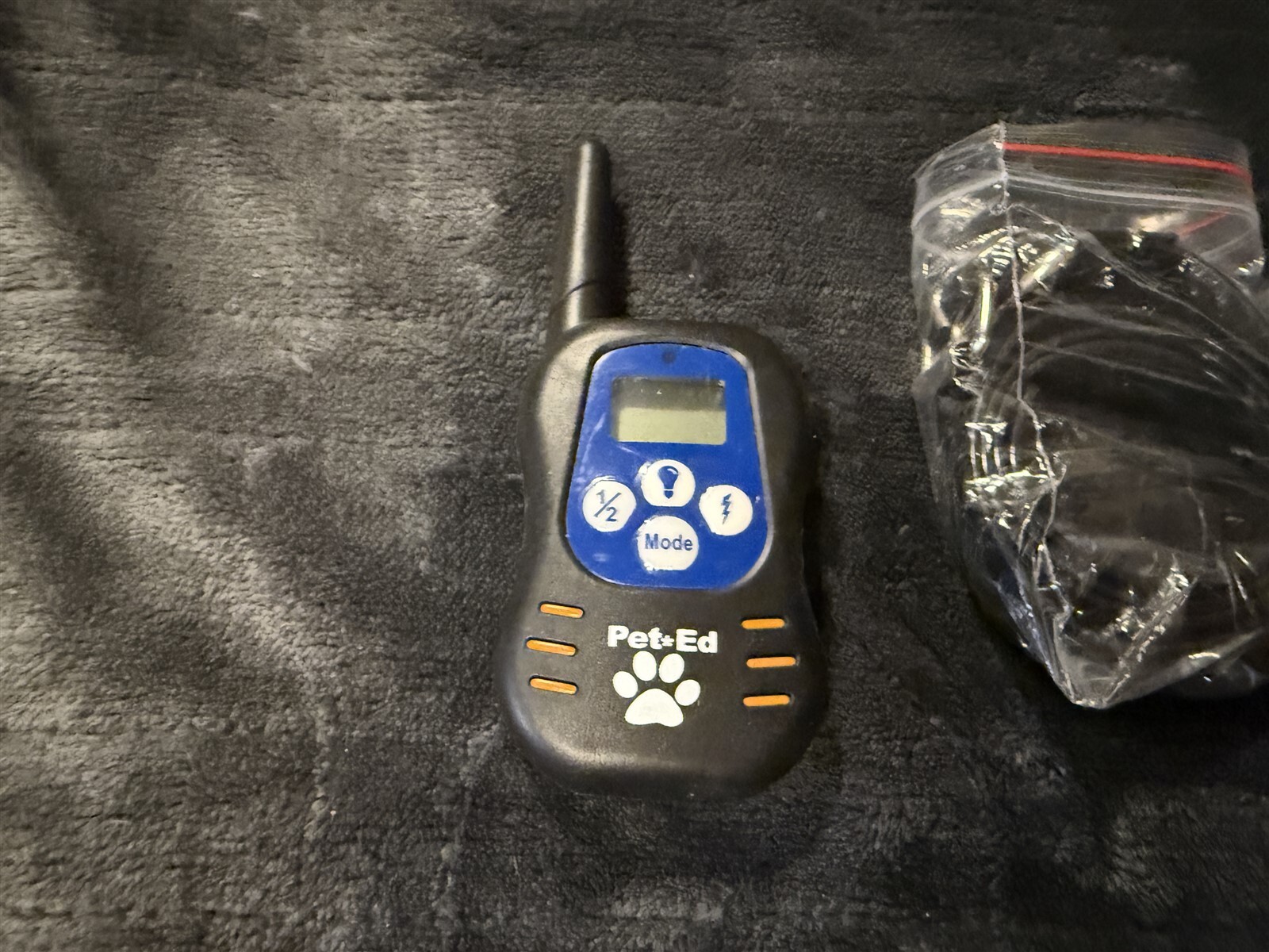PET ED EXUSIA PRO RECHARGEABLE REMOTE TRAINING COLLAR WITH RECEIVER