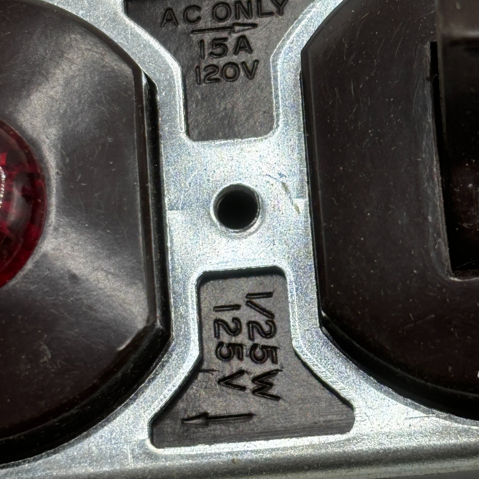 6405 BRYANT Combination Device Single Pole Switch ⭐