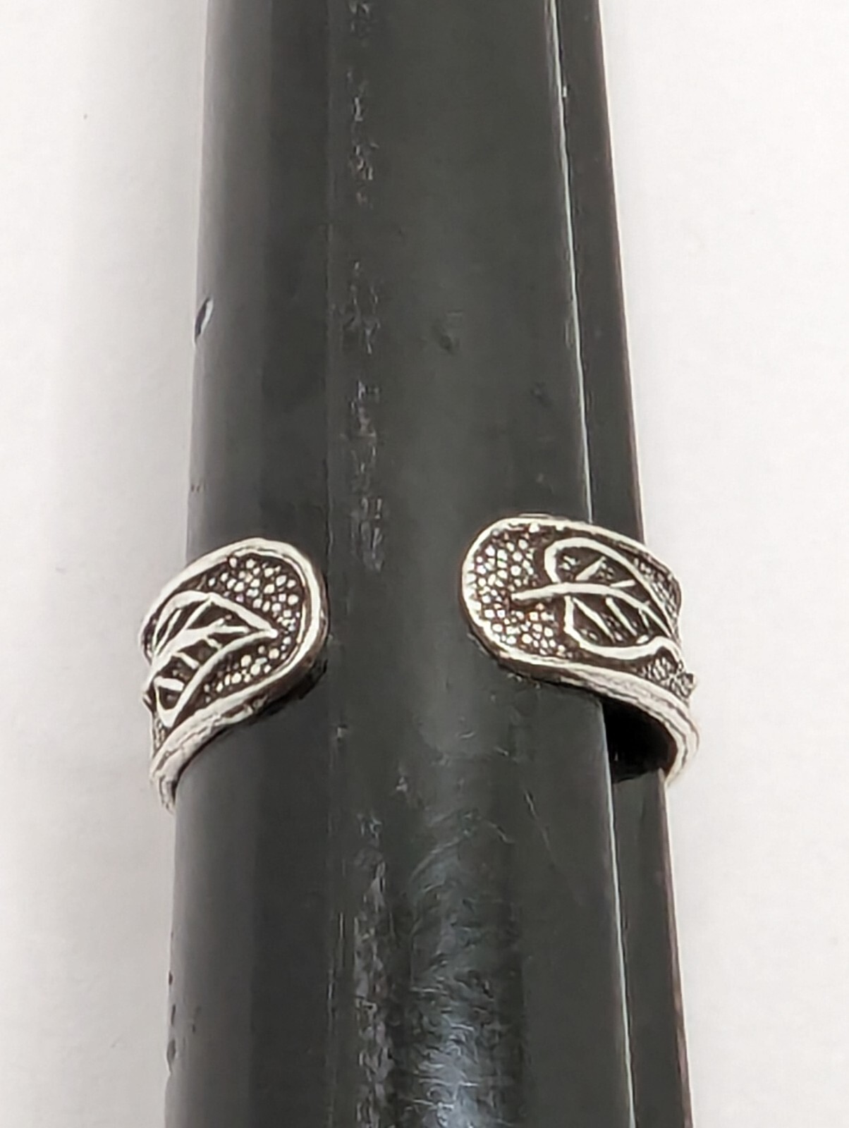 Sterling Silver Toe Ring Leaf Design. Nature Theme. Adjustable Size. 925 Silver.