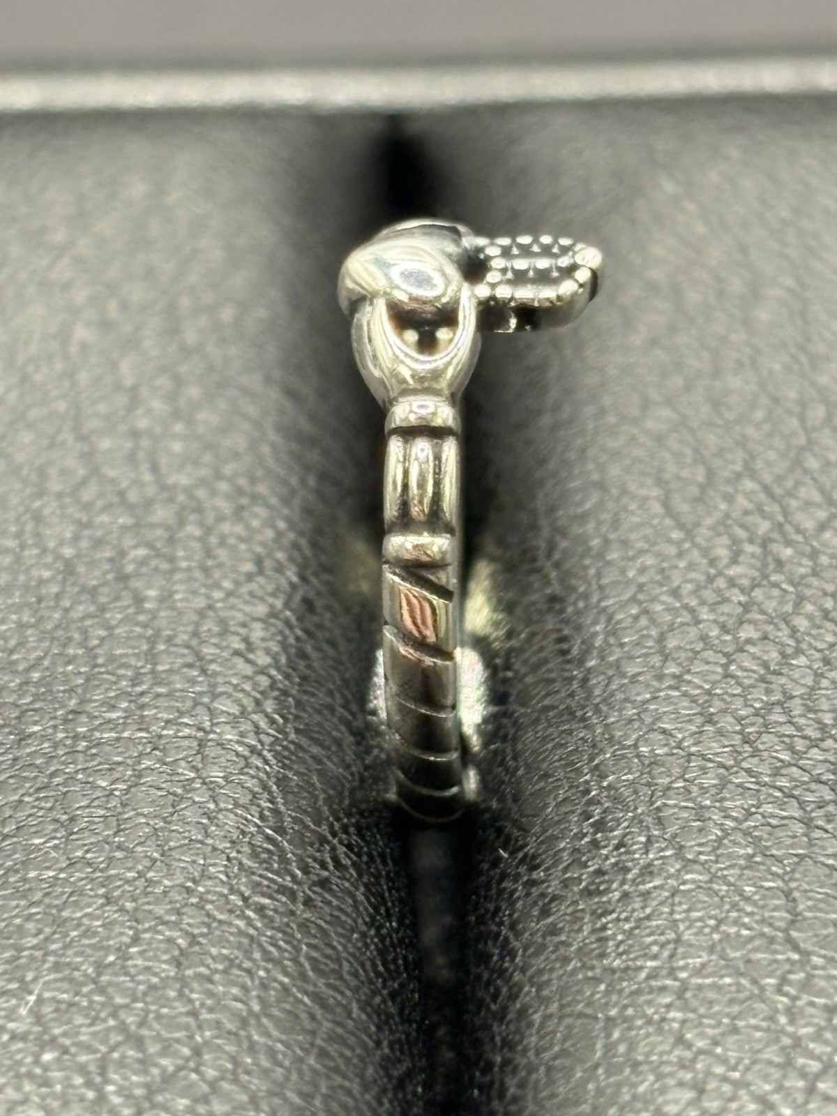 New Condition Sterling Silver Claddagh Toe Ring 925 G13