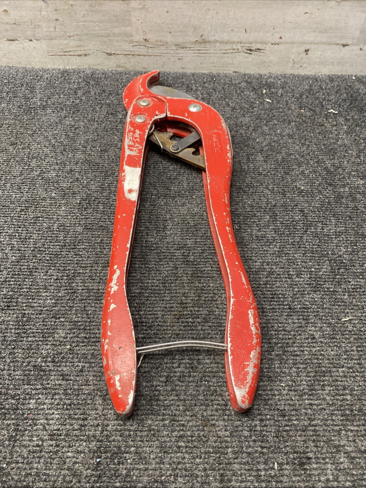 Used MCC 2" Ratchet Shears