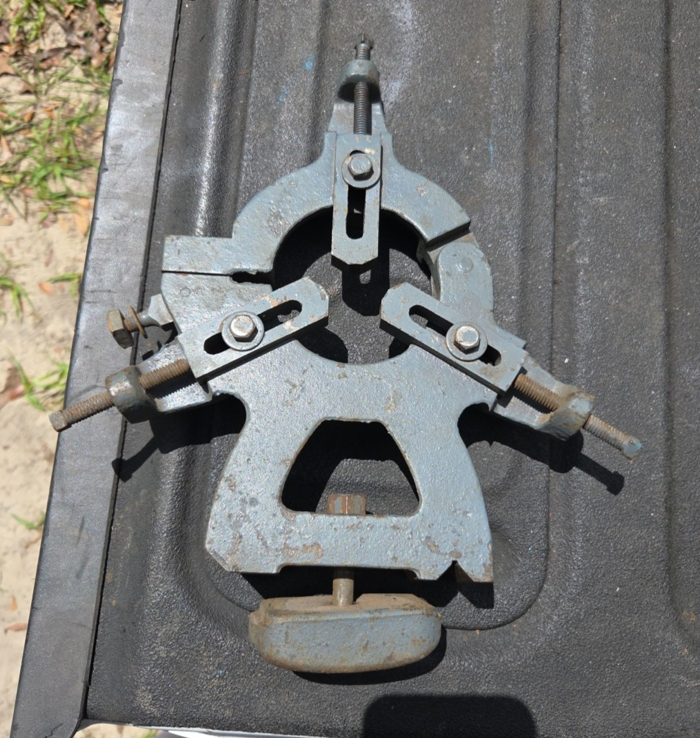 LOGAN 10" Or 11" SWING METAL LATHE STEADY REST SEE MEASUREMENTS TO CONFIRM FIT