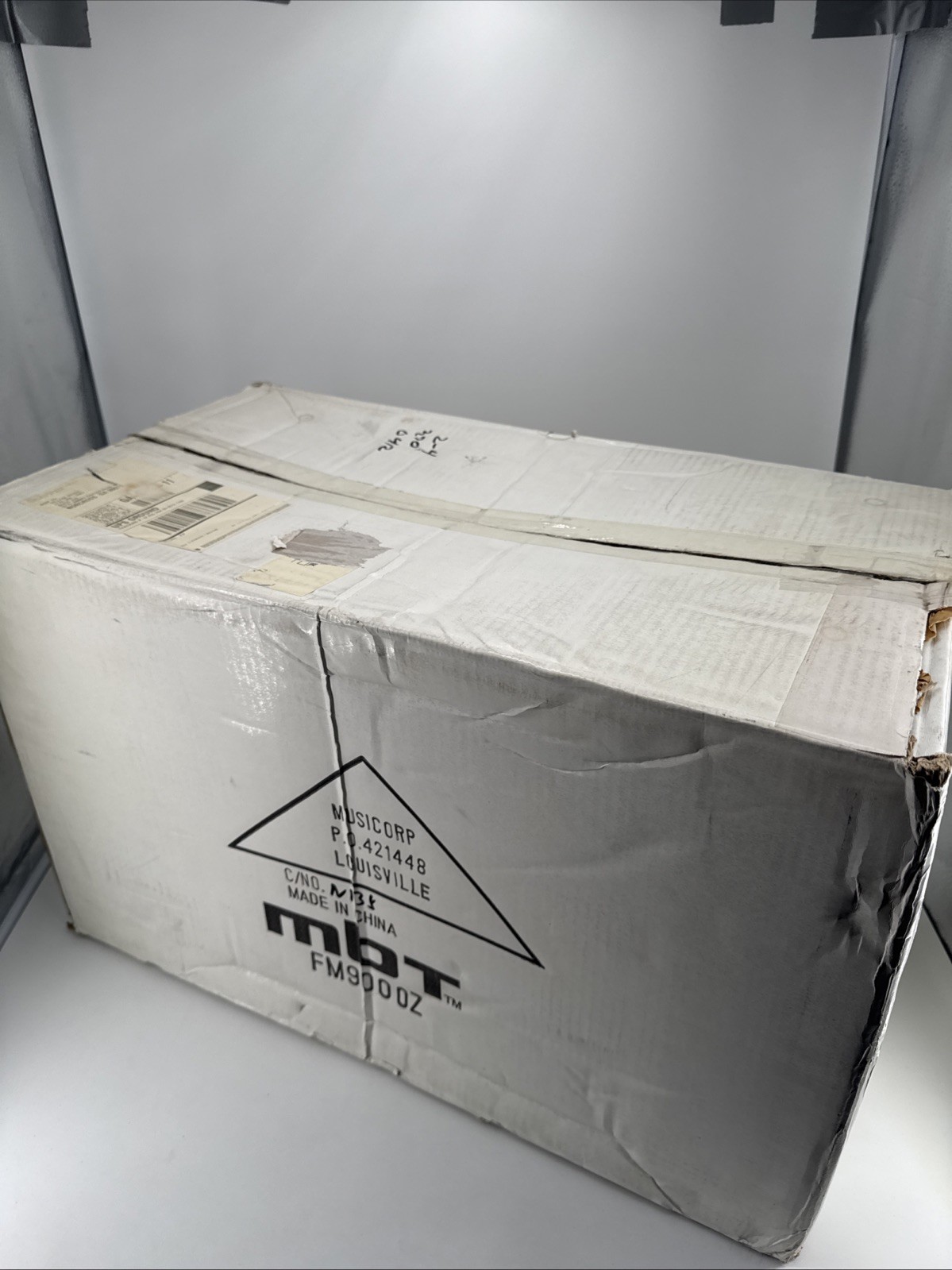 MBT FM9000Z Pro Super Fog Machine DJ/Club/Stage Fogger. Open Box, Fast Shipping