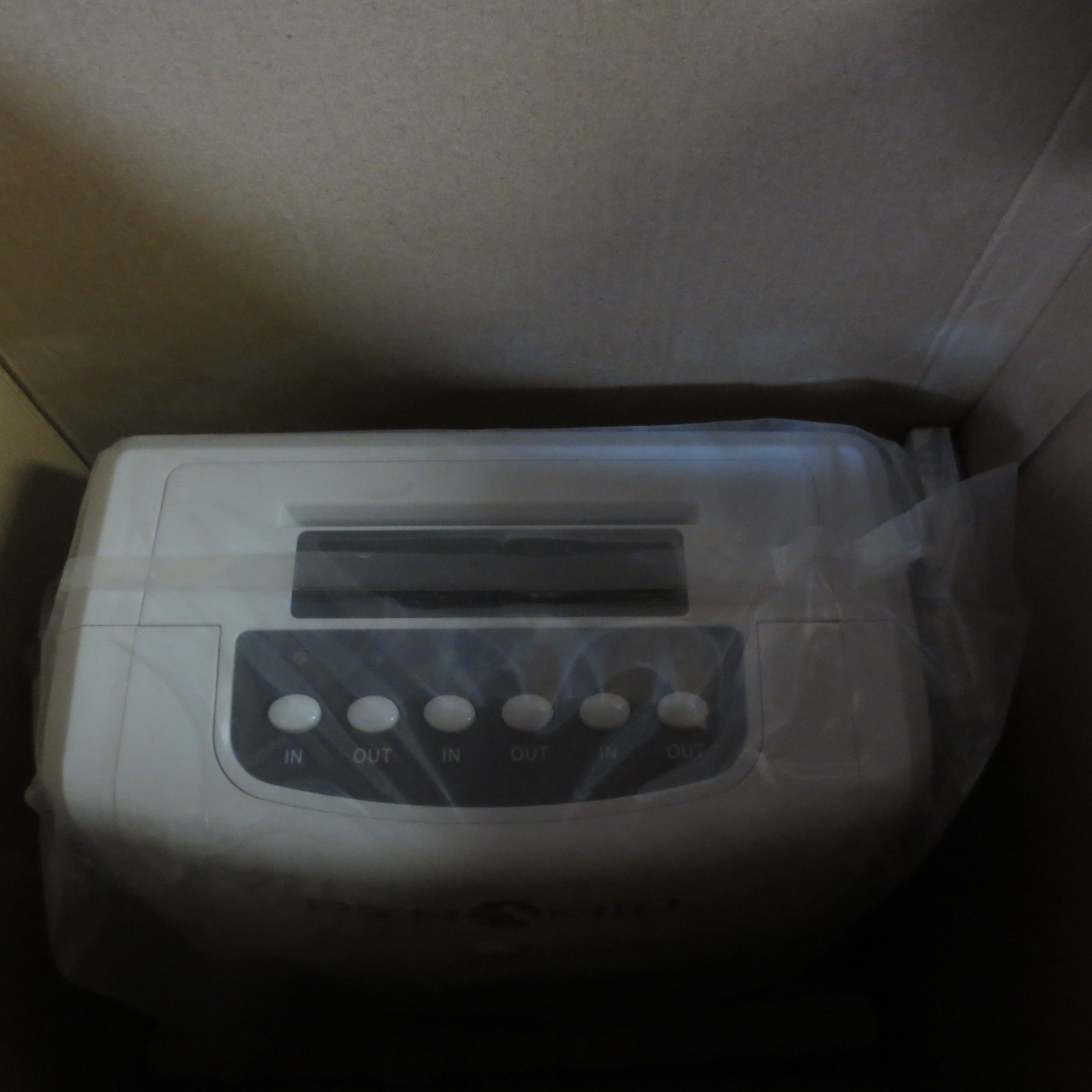 Pyramid Time Systems - Model 2500 Auto Aligning and Top Loading Time Clock
