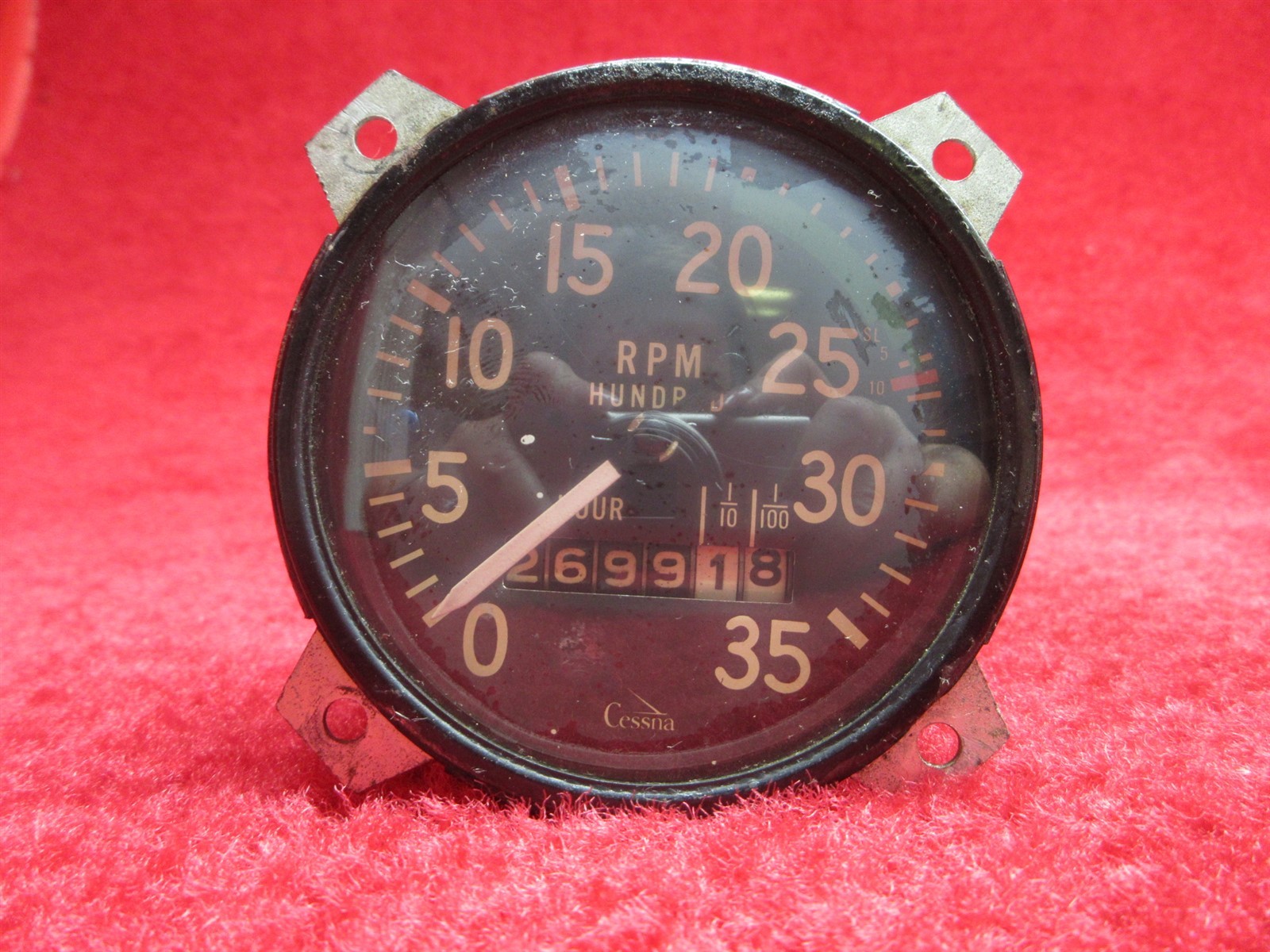 Cessna RPM Gauge