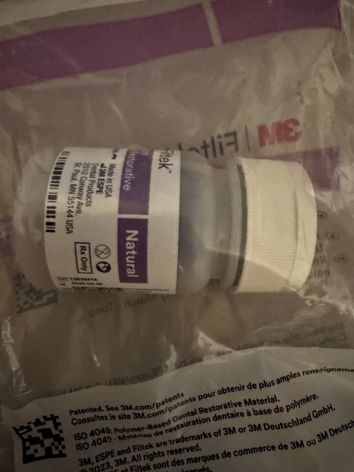 3M Filtek Easy Match Universal Restorative 4gm Capsule Warm USA