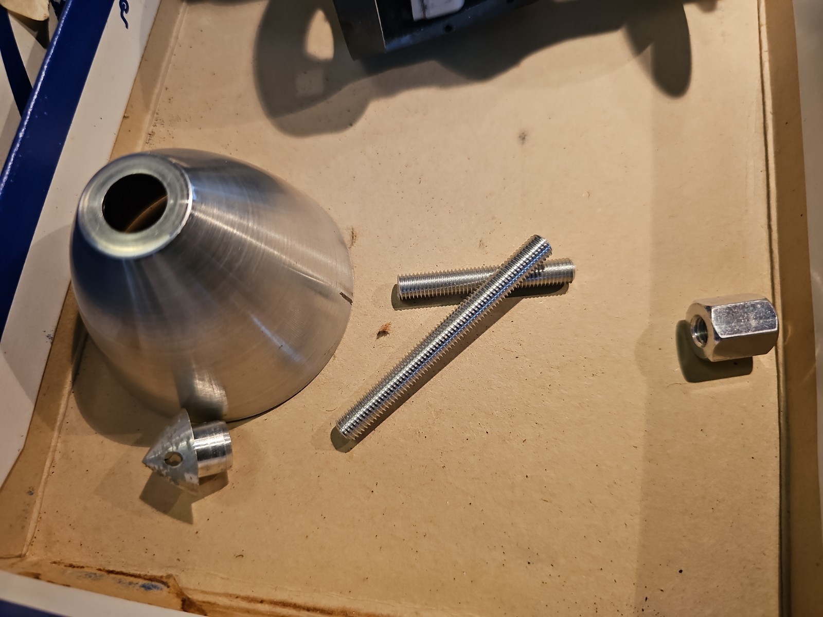 Rc Engine K&B 40 Model Airplane Engine With muffler, Mount & Aluminum Spinner