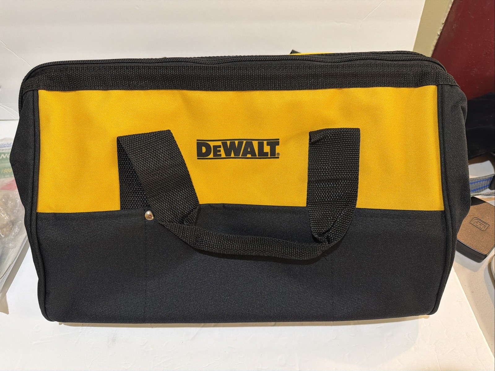 NEW Dewalt Large Tool 16x11 Bag w/ Bottom Runners