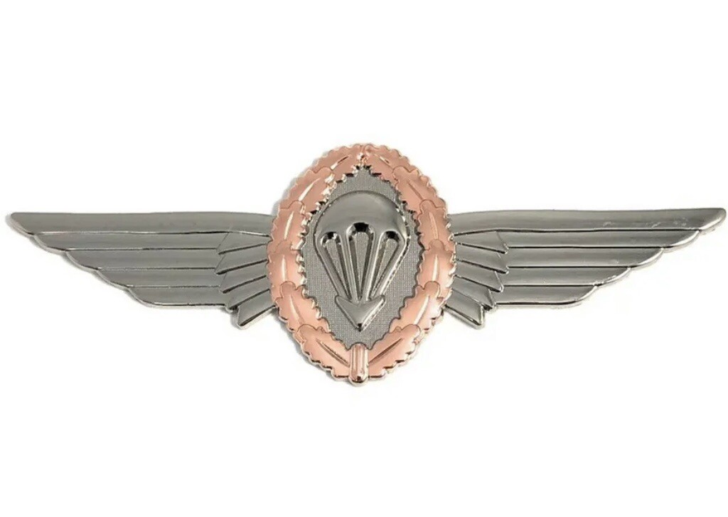 German Large Parachutist With Bronze Wreath Foreign Jump Wing Brite (each)