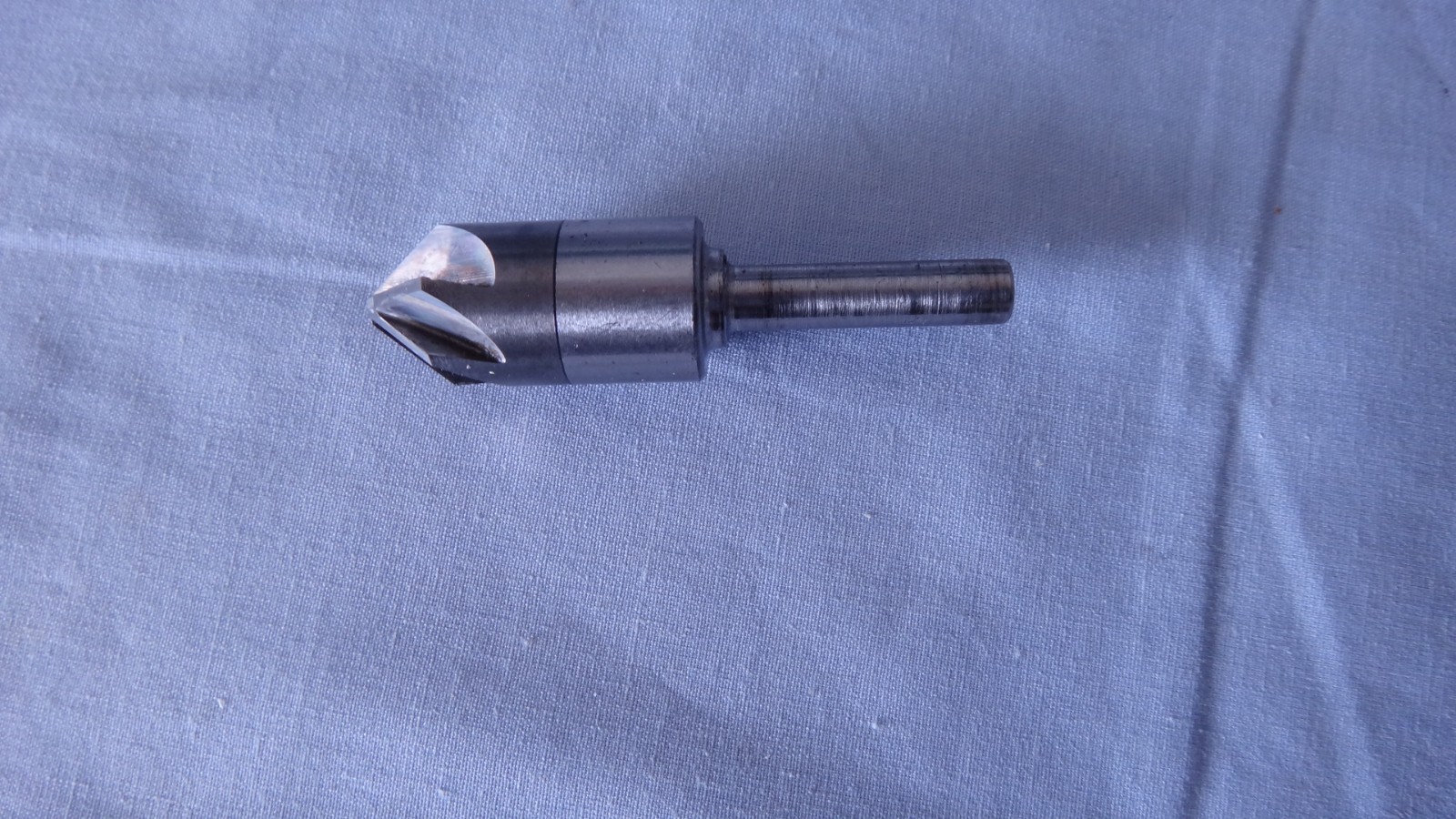 5/8" Head Dia, 82 Deg Included Angle, 6 Flute, Solid Carbide, countersink