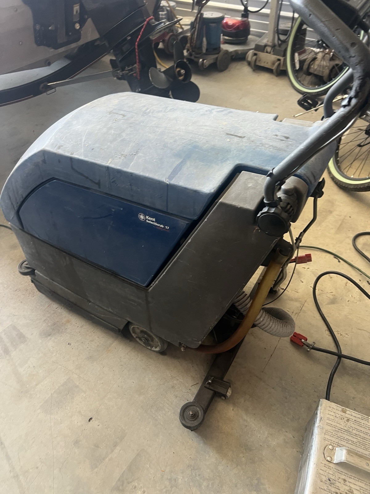 24 V Kent Auto Scrubber