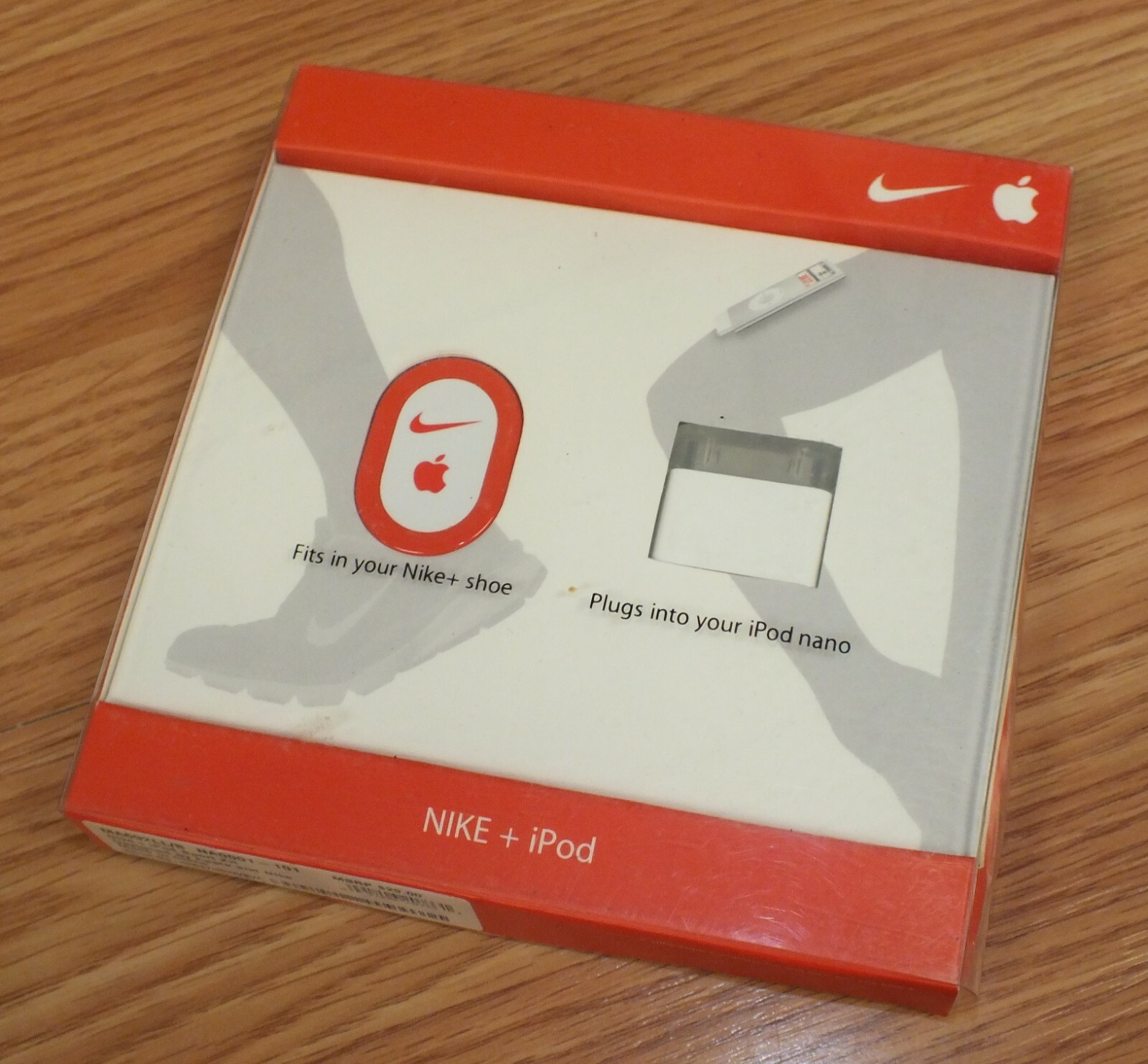 Genuine Nike + iPod Sports Shoe Sensor Running Kit MA692LL/B **READ**