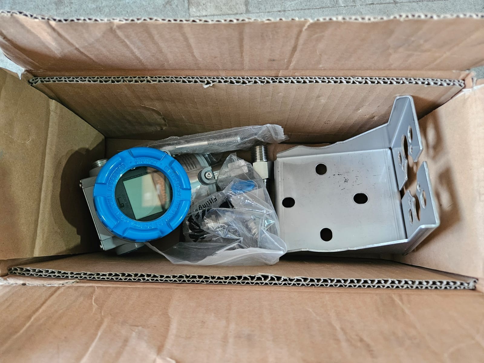 NEW AUTROL APT3200 SERIES SMART GAUGE PRESSURE TRANSMITTER FREE FAST SHIPPING