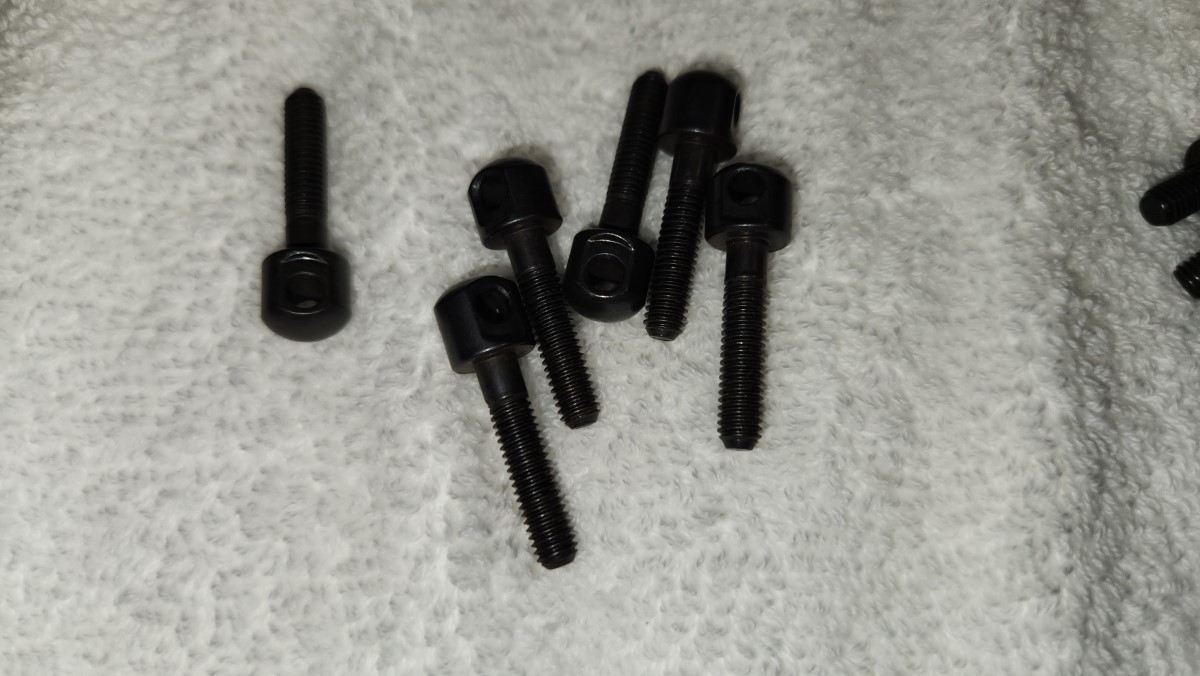 Uncle Mike's QD Super Sling Swivel Bases 7/8" - Machine Threads 10-32