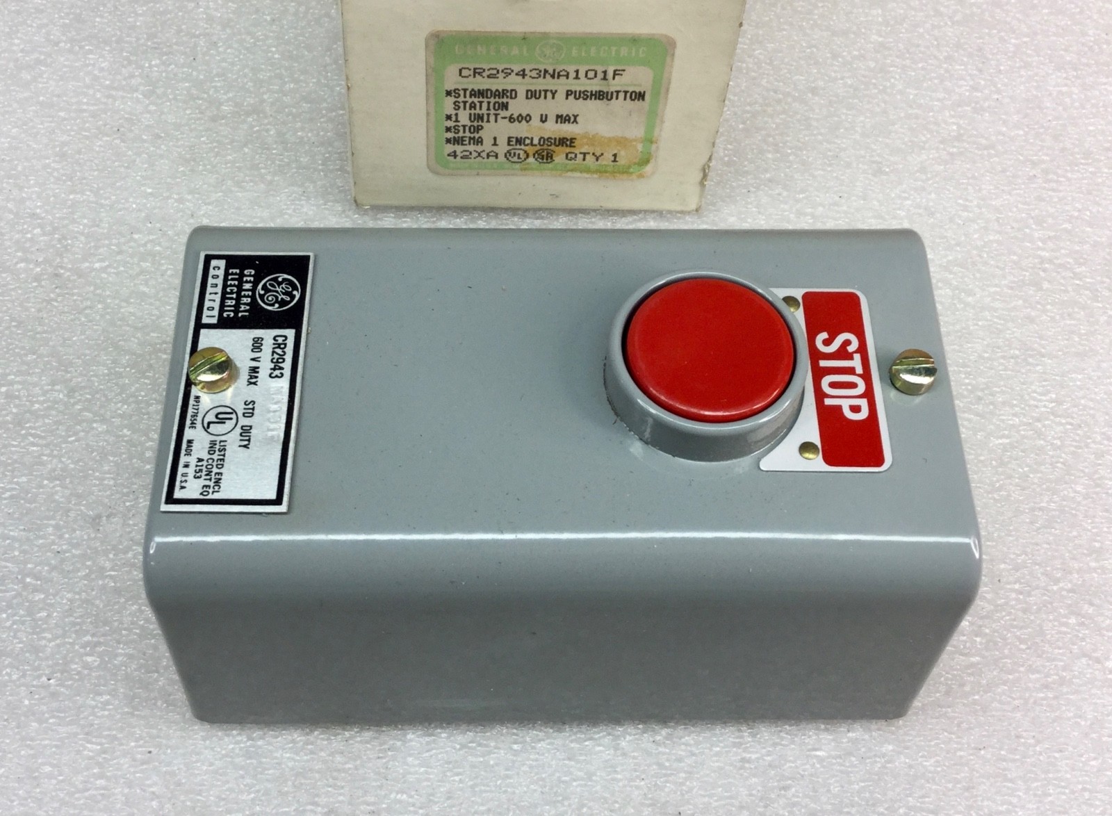 GE CR2943NA101F PUSHBUTTON STATION STOP SWITCH 600V NEW IN BOX