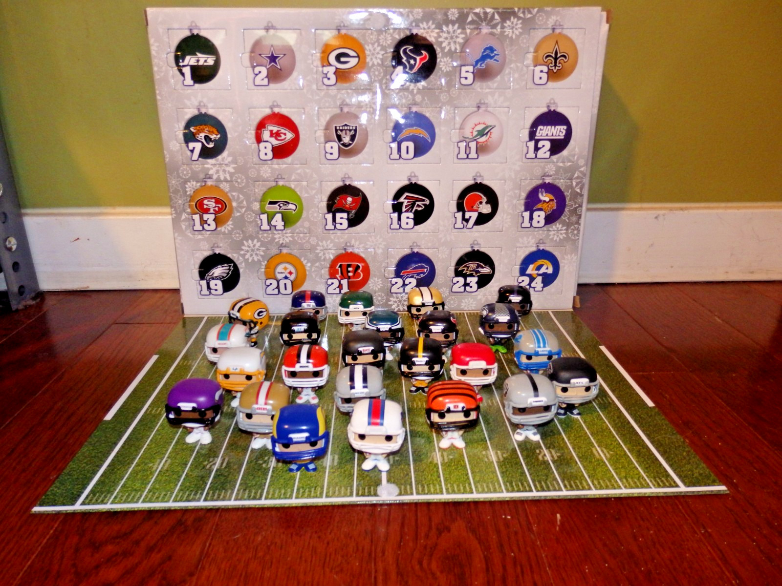 YOU PICK NFL FUNKO POCKET POPS *ADAMS, MCCAFFREY, ALLEN, MAHOMES, BARKELY++