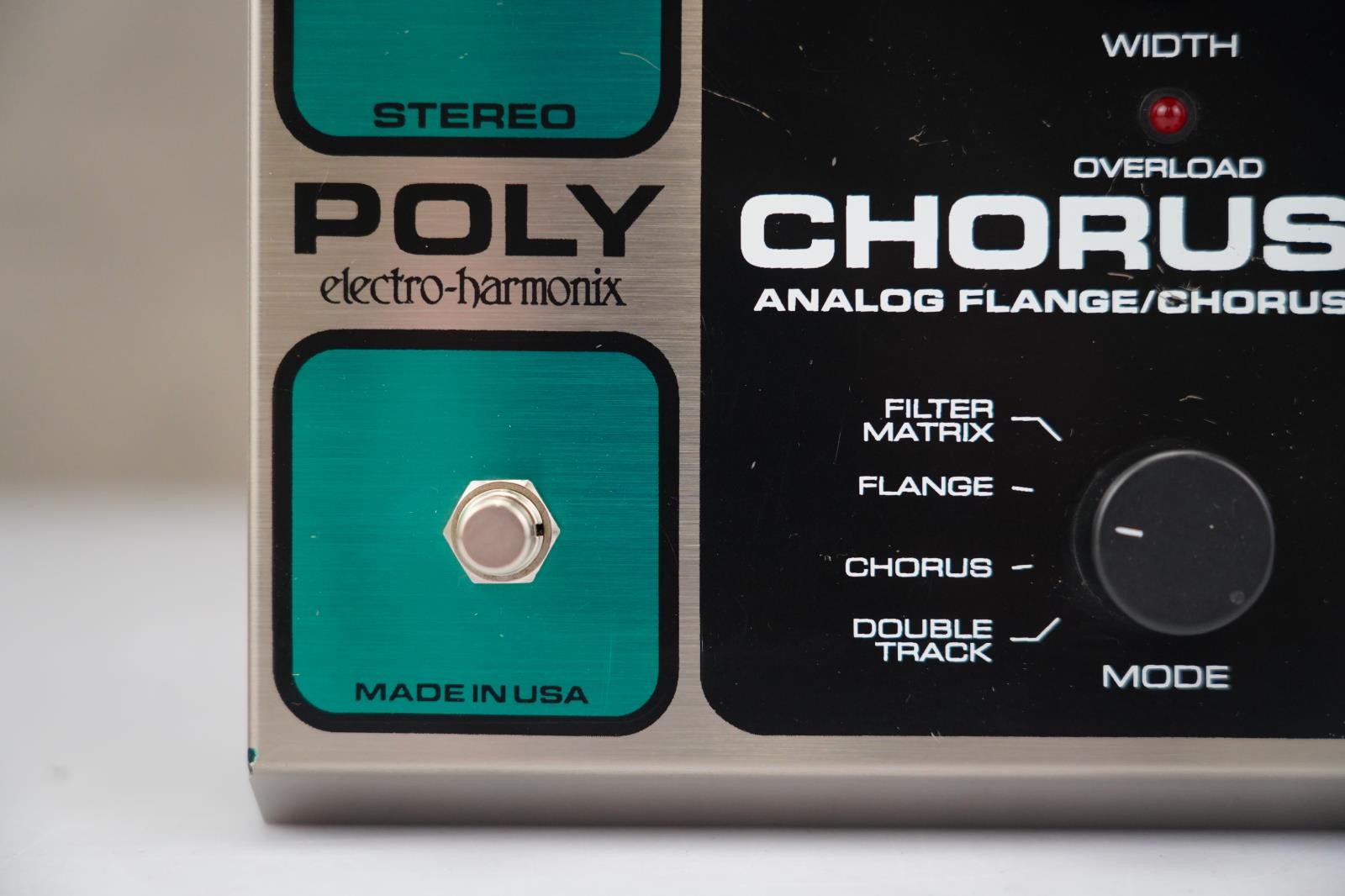 Electro-Harmonix Poly Chorus Analog Flange / Chorus Effects Pedal #58810