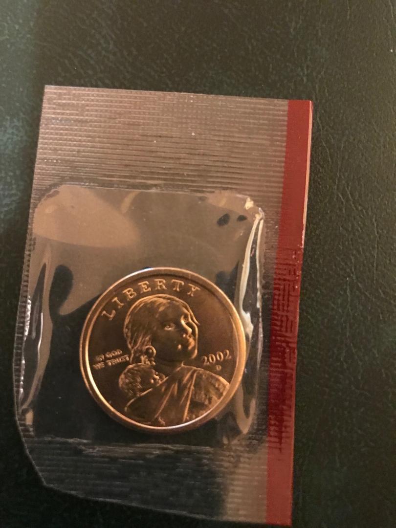 2002 P+D UNCIRCULATED SACAGAWEA DOLLAR STILL IN MINT CELLO NICE L@@K
