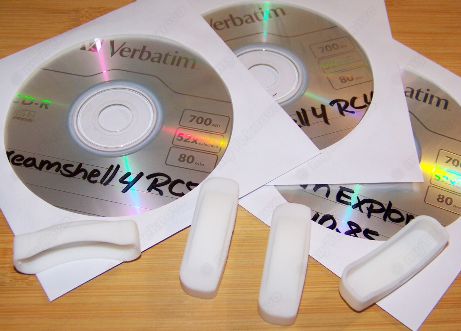 4x 3D Printed WHITE CAP Dust Cover for Dreamcast VMU + Dreamshell Pack Explorer
