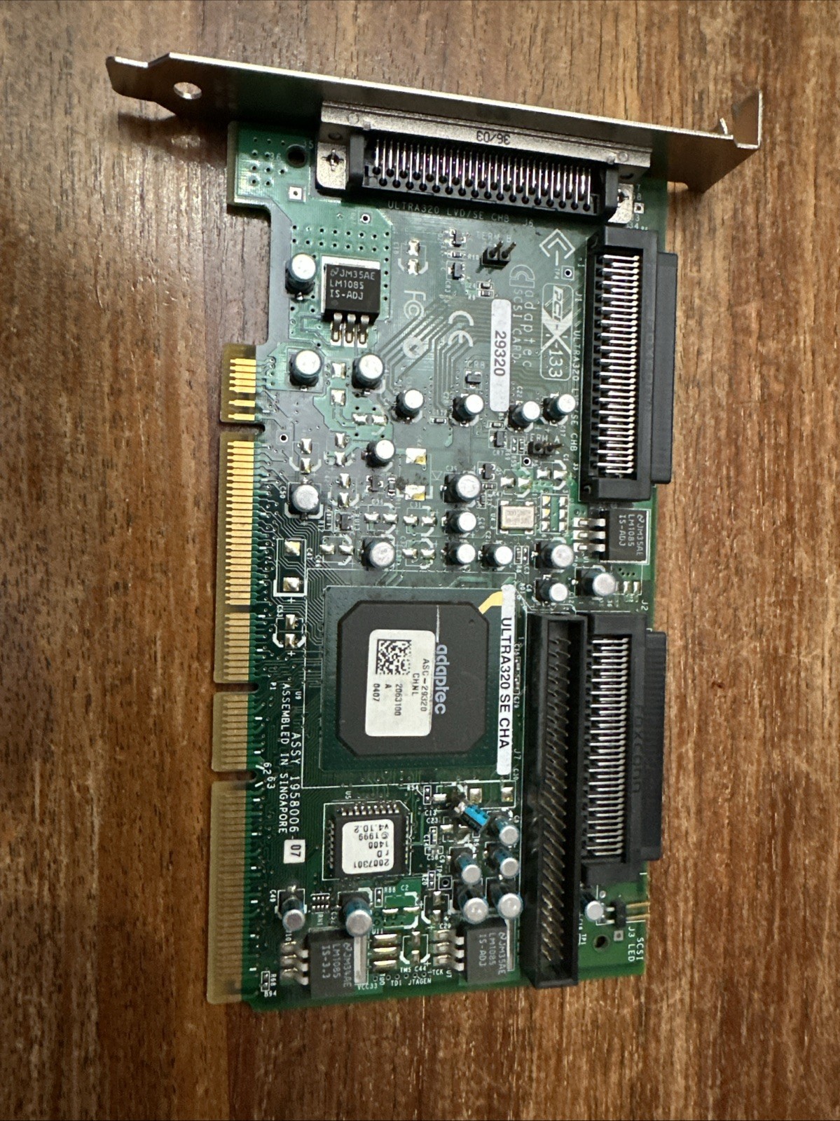 Adaptec 29320 Ultra320 SCSI PCI-X Controller Card 68-Pin Internal External Port