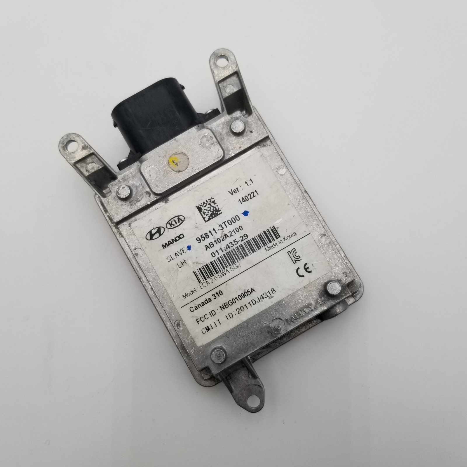 2015 Kia K900 Rear Left Blind Spot Detection Radar Sensor OEM 95811-3T000