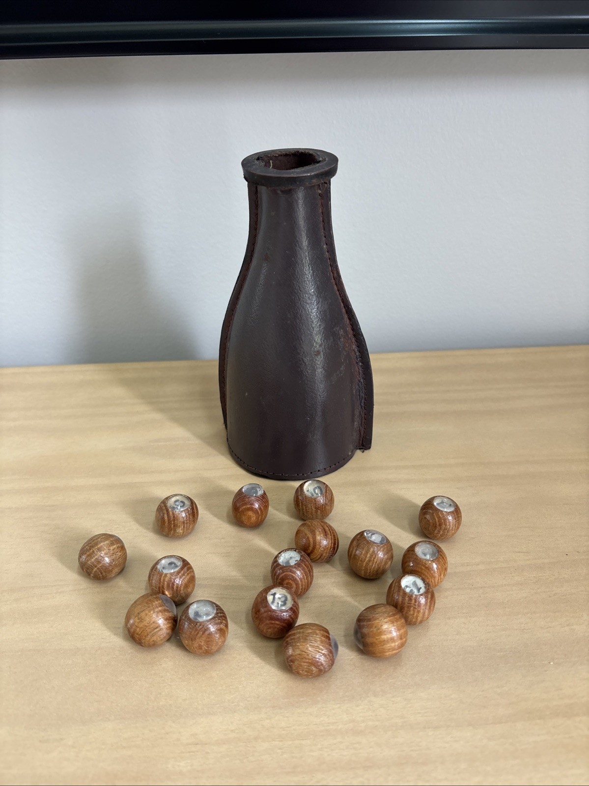 Vintage Brown Leather Billiard Pool Shaker Bottle w/ Tally Peas Kelly Pool Game