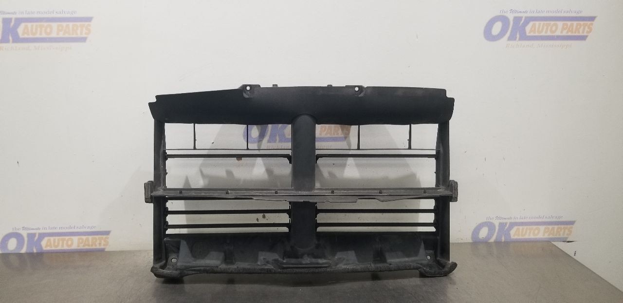 15 DODGE RAM 1500 AIR SHUTTER 3.0L