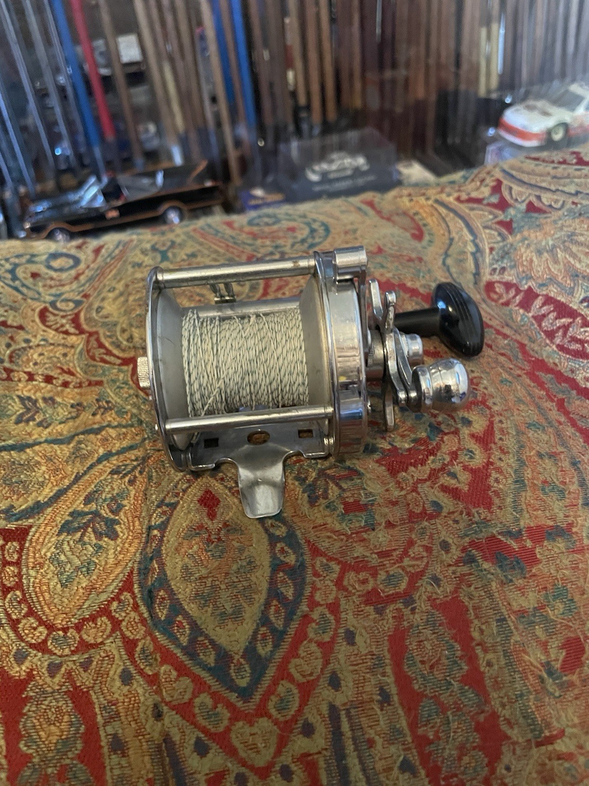 PFLEUGER ROCKET LEVEL WIND REEL