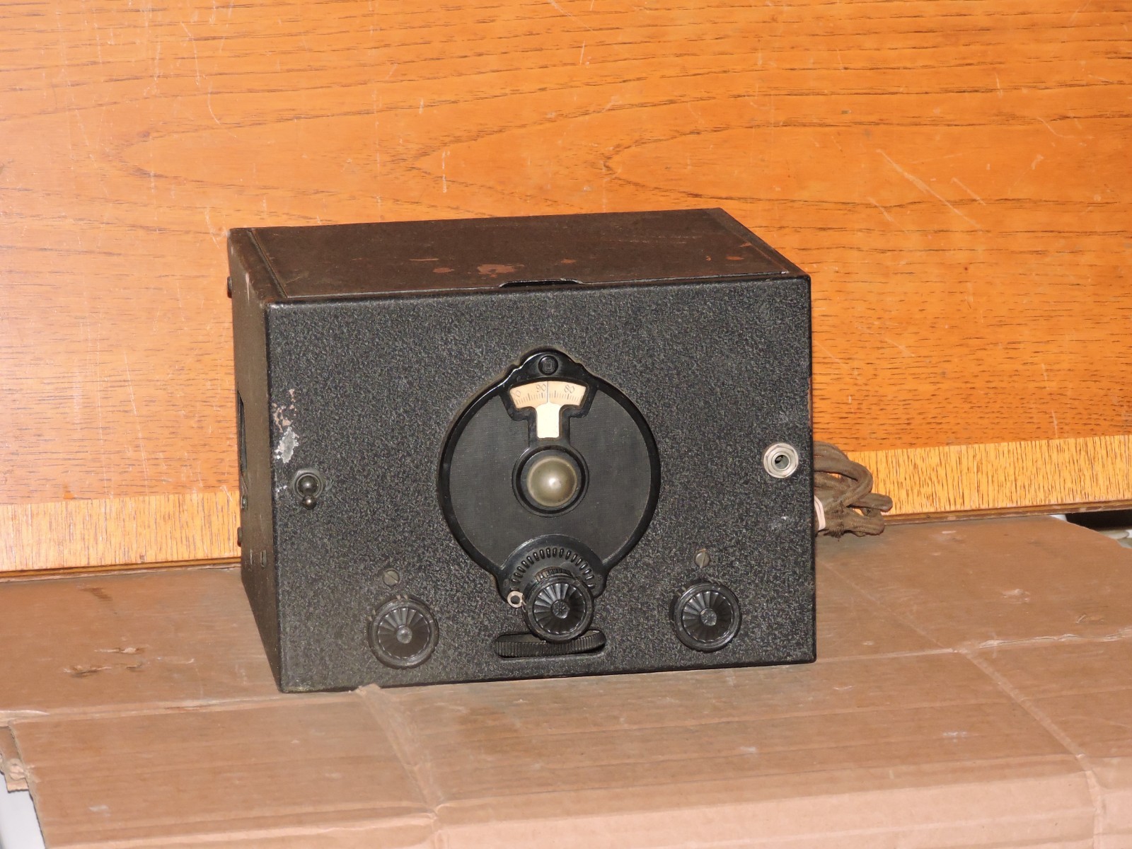 SW3 MODEL111 NATIONAL RADIO COMPANY REGENERATIVE RADIO RECEIVER WITH OCTAL TUBES