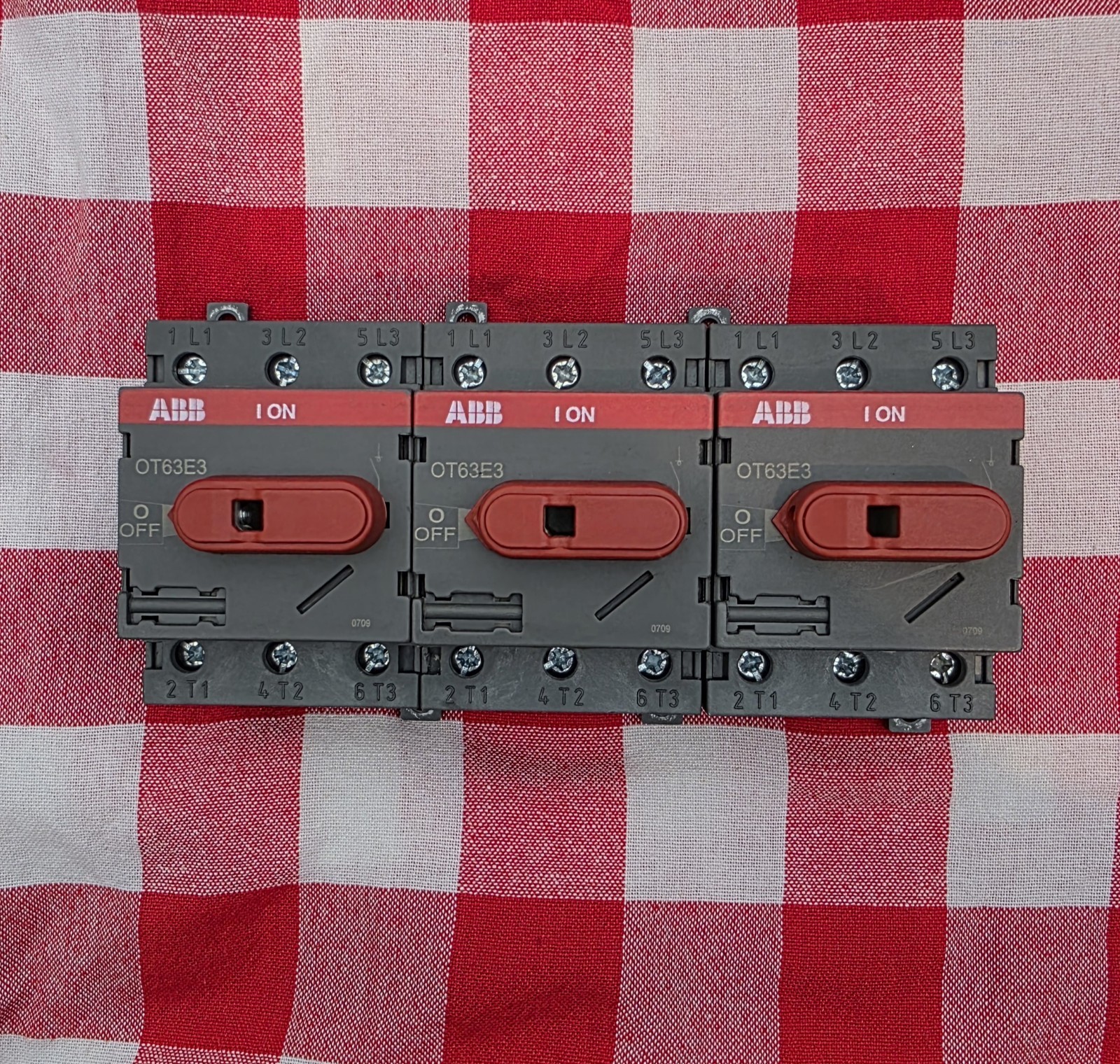 ABB OT63E3 Disconnect Switch 80A 600V Used Qty