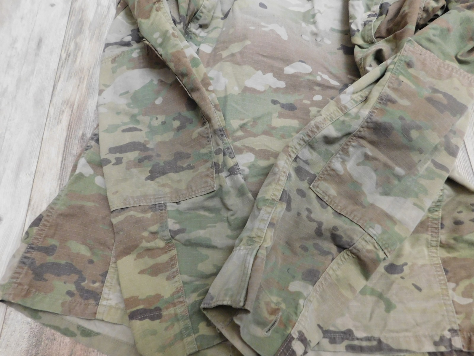 US ARMY OCP COAT SZ SMALL - LONG