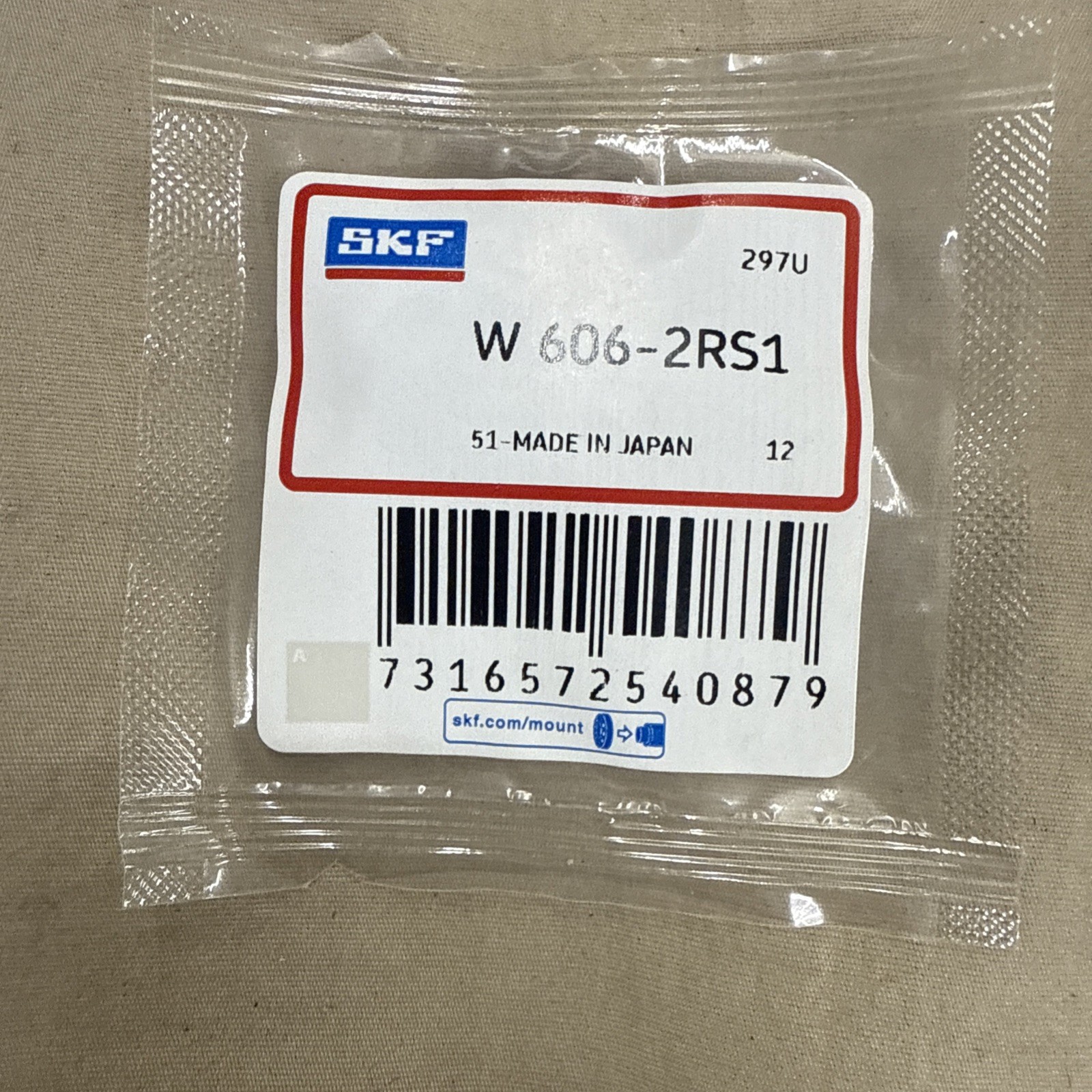 SKF W606 2RS1 Stainless Steel Ball Bearing, Rubber Sealed 6x17x6 mm