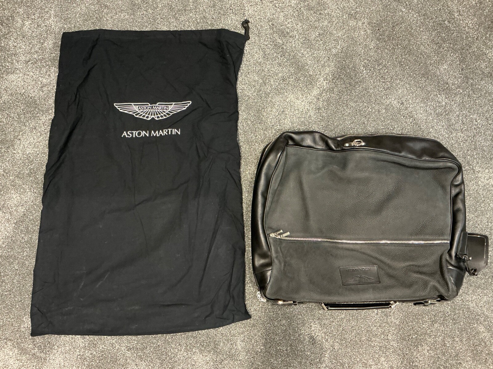Brand New Genuine Aston Martin Luggage - Leather Garment Case - 702039