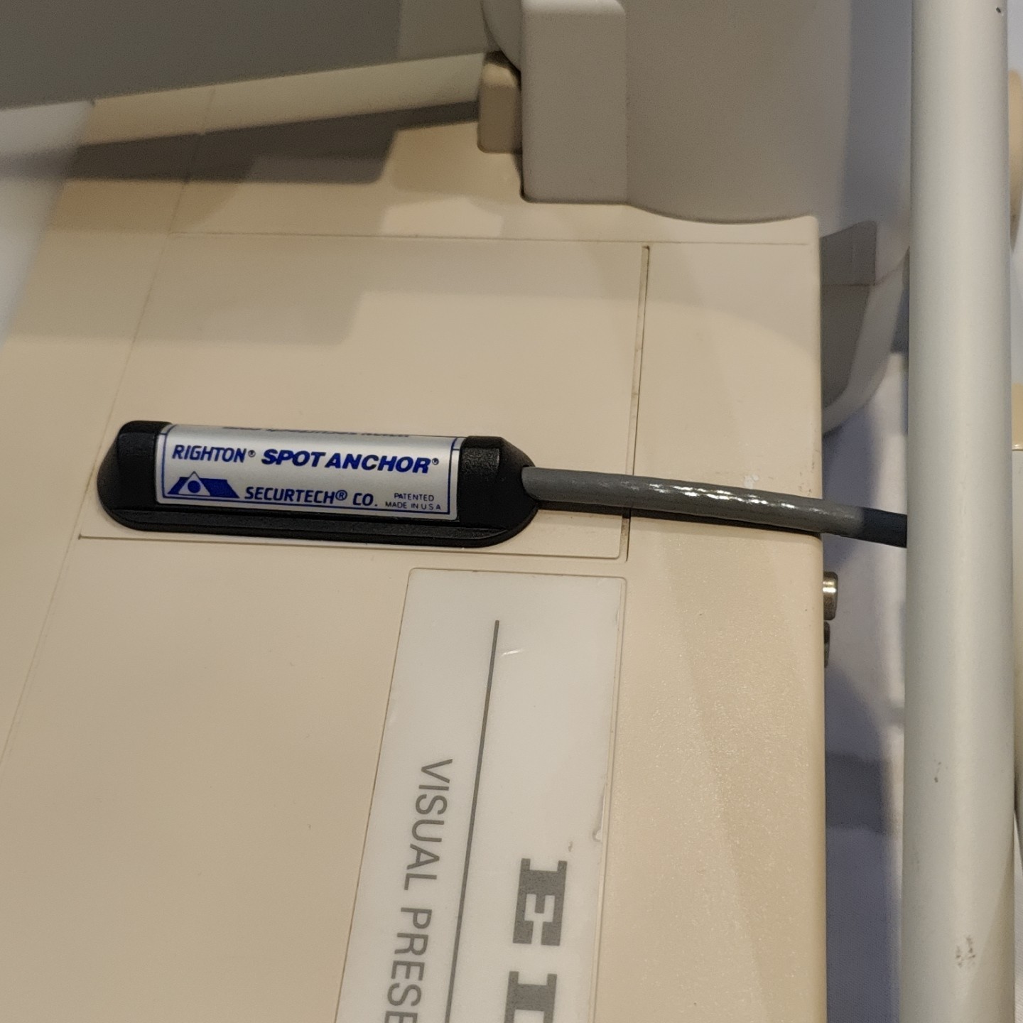 Elmo Visual Presenter HV-7000SX | High Resolution Document Projector