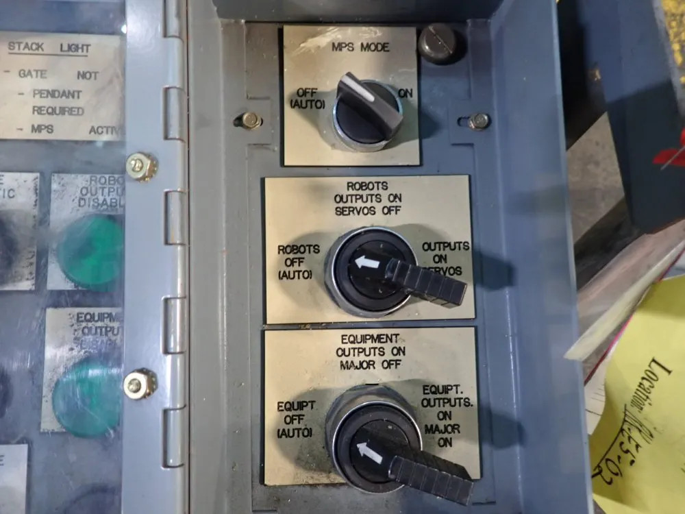 SQUARE D CONTROL PANEL 08251472344