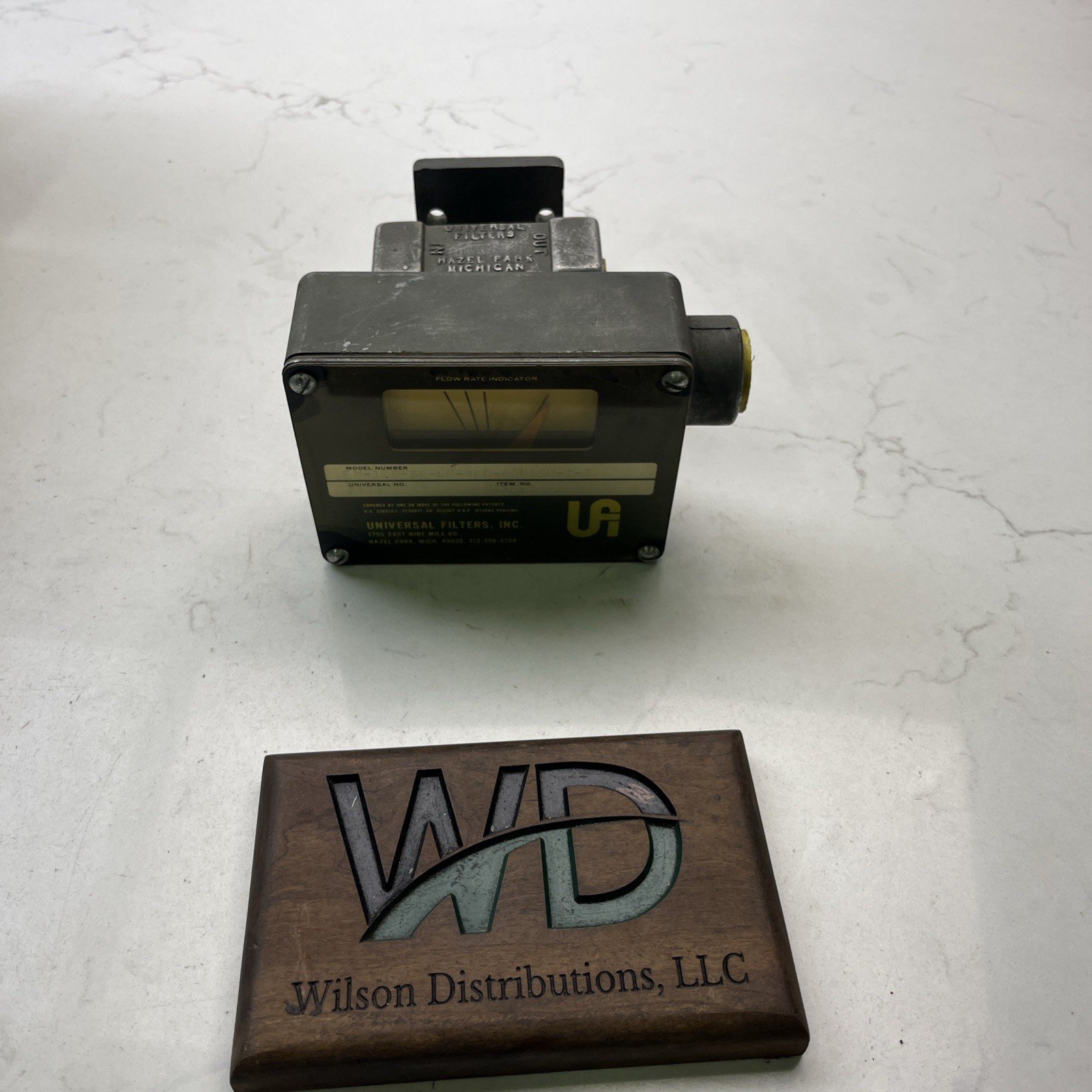 UNIVERSAL FLOW MONITORS FM-1.5-AL-LP-4EE-600SSU-2-7/ FM1.5ALLP4EE600SSU27 (USED)