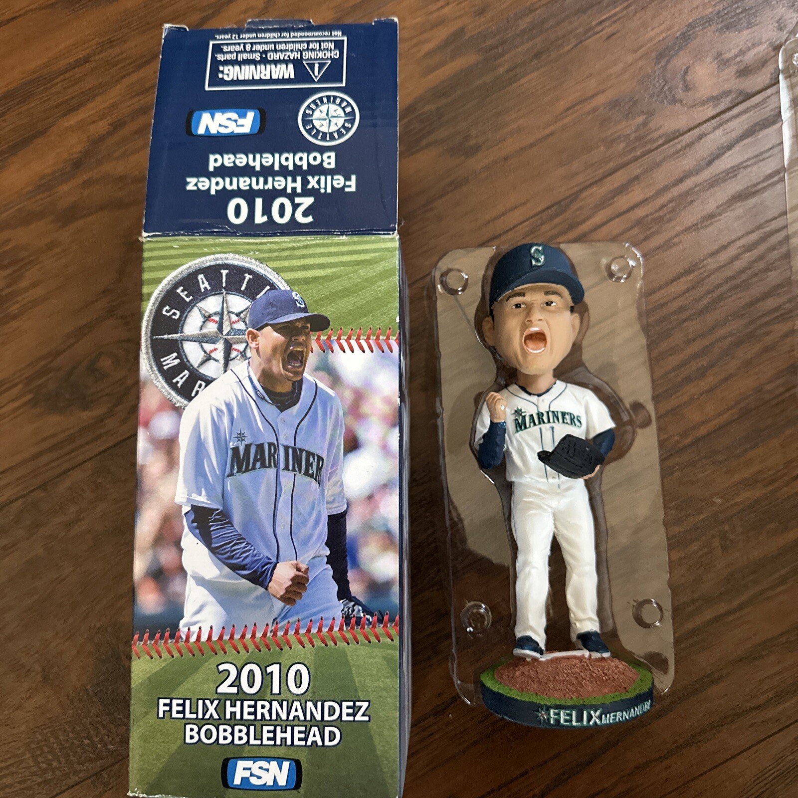 Felix Hernandez 2010 Bobblehead - Seattle Mariners SGA Giveaway 4/30/10 with box