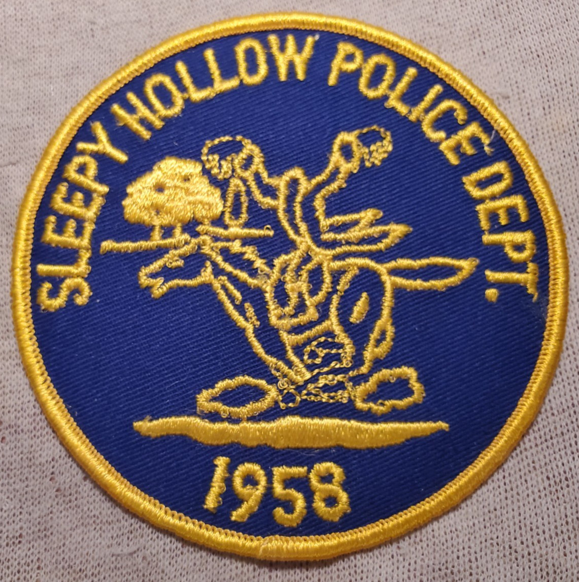 IL Vintage Sleepy Hollow Illinois Police Shoulder Patch