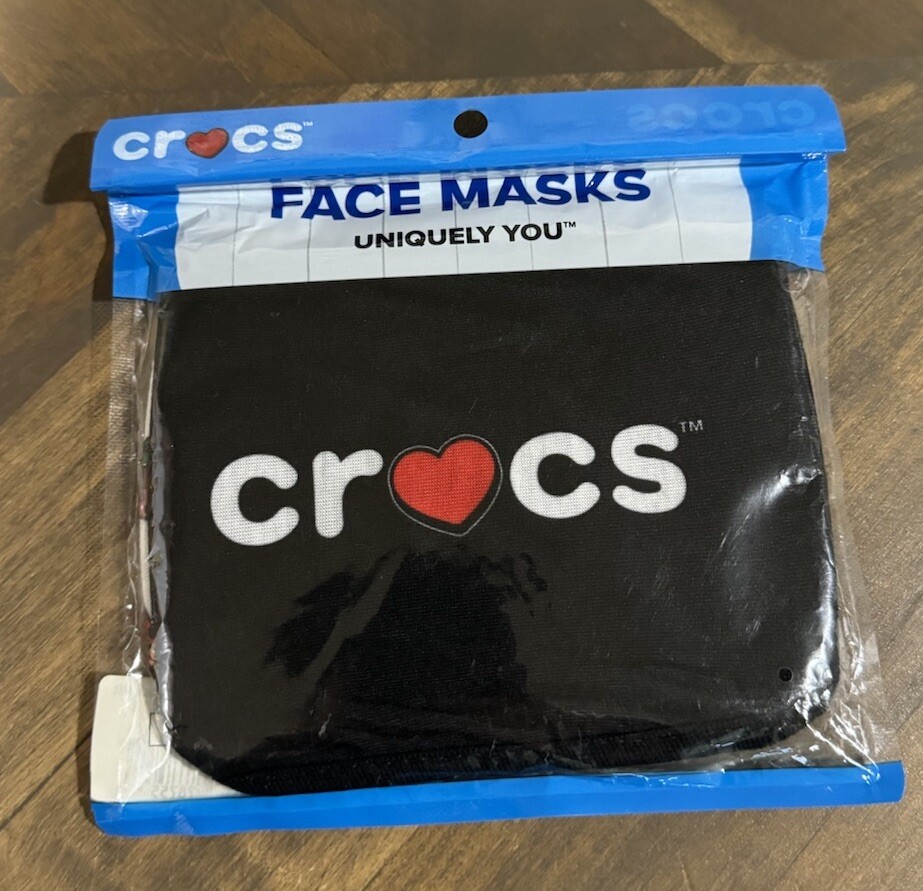 Crocs Strawberry Face Mask Adult One Size Fits Most 2-ply Reusable New 2 Pack