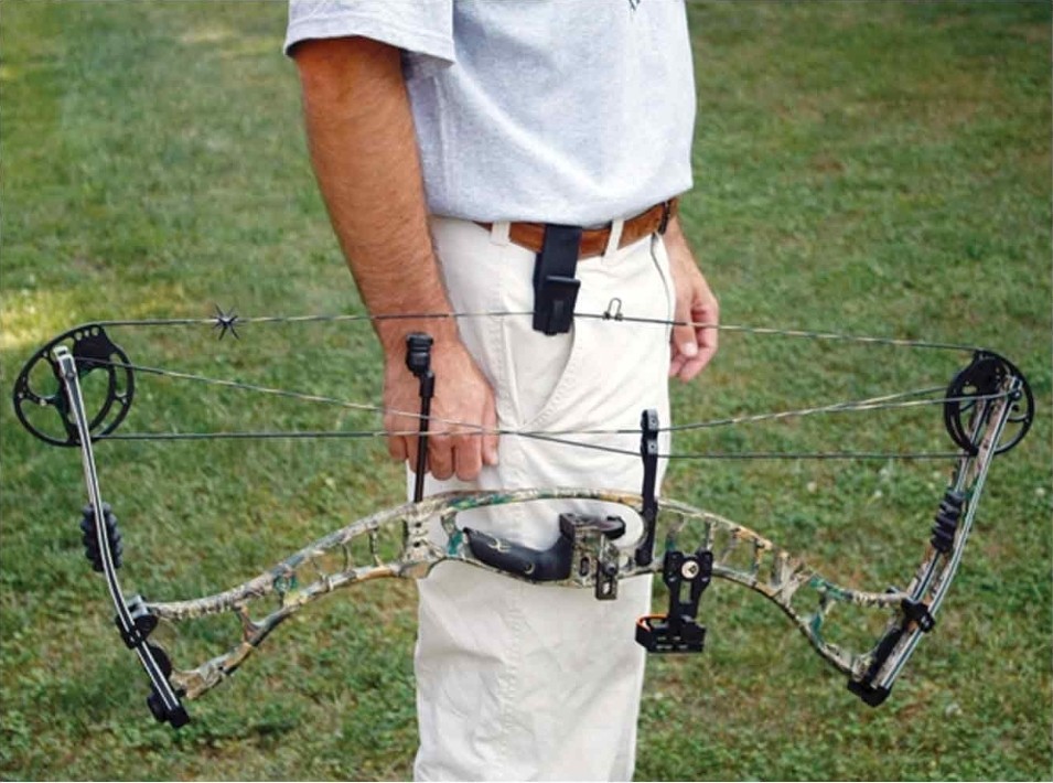 Third Hand Hip Clip Bow Carrier Holder Compounds Recurves Hunting Archery, Each