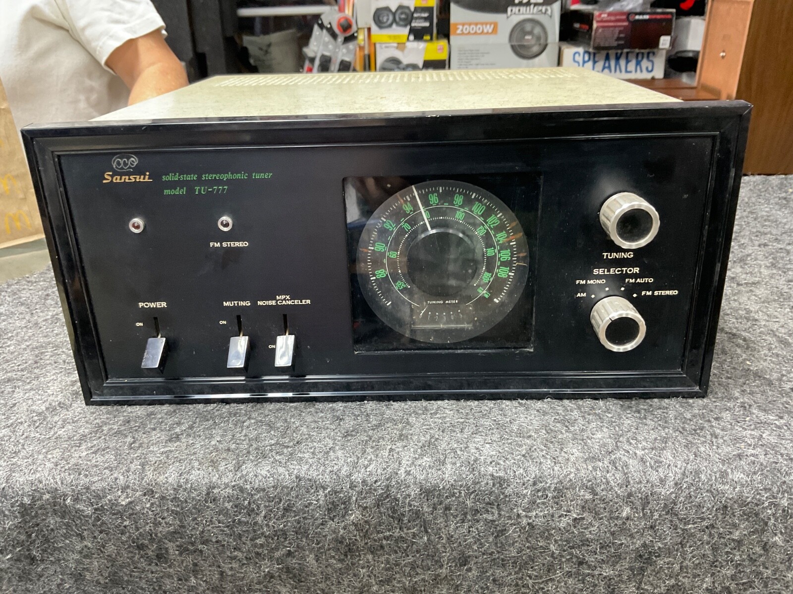 SANSUI TU-777 FM/AM Tuner Solid State Stereophonic Retro Vintage Japan