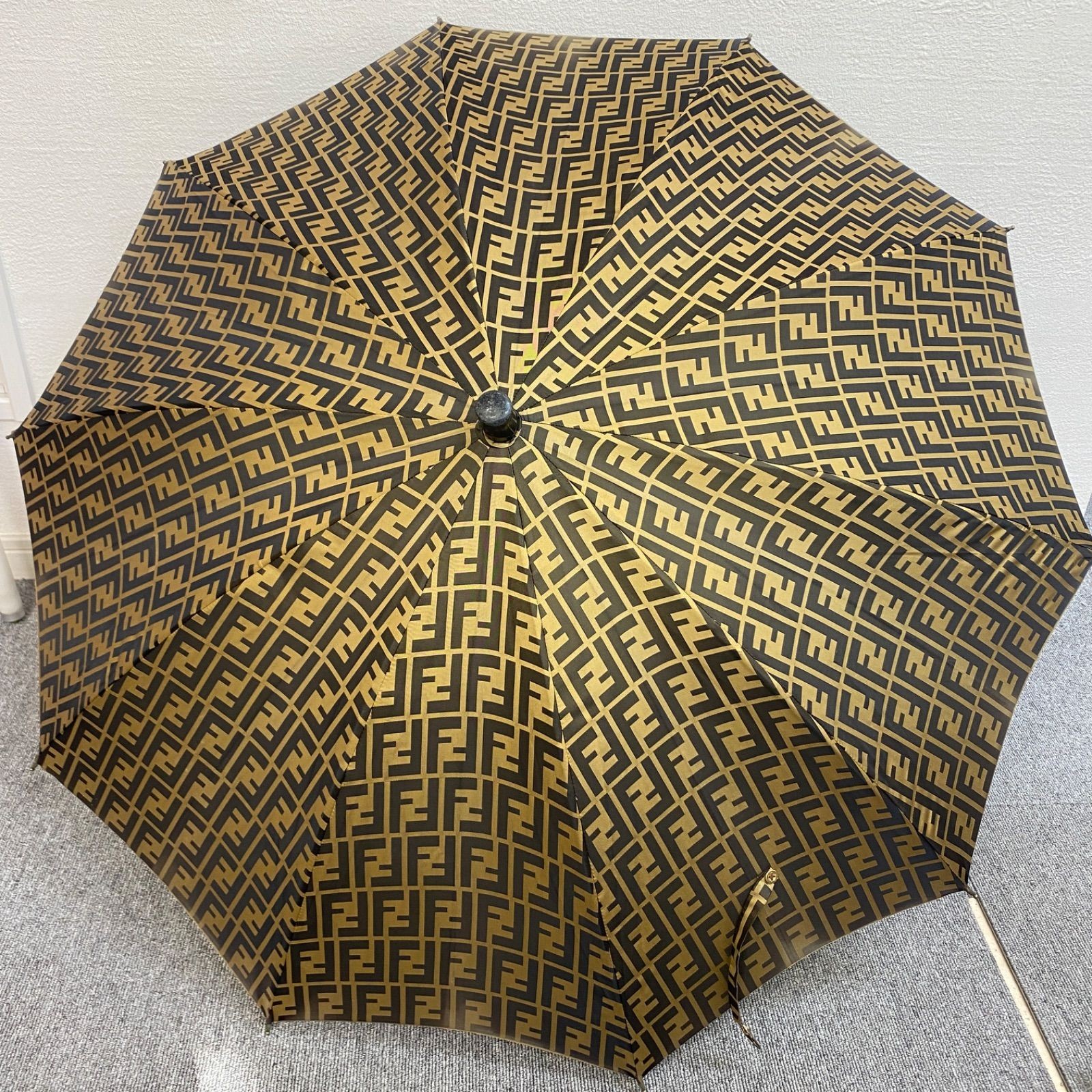 Fendi FF Zucca Long Umbrella Brown Italy Made Fashion Accessory Authentic