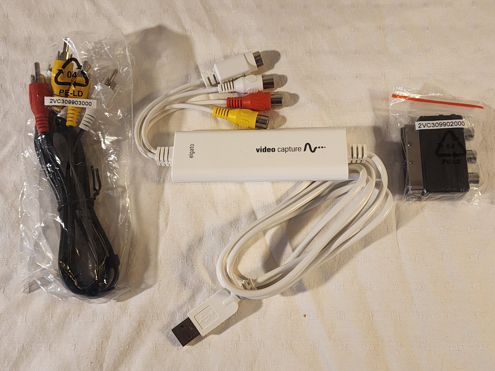 Elgato USB Analog Video Capture VHS Transfer VCR Device Mac PC IPAD iPhone - NEW