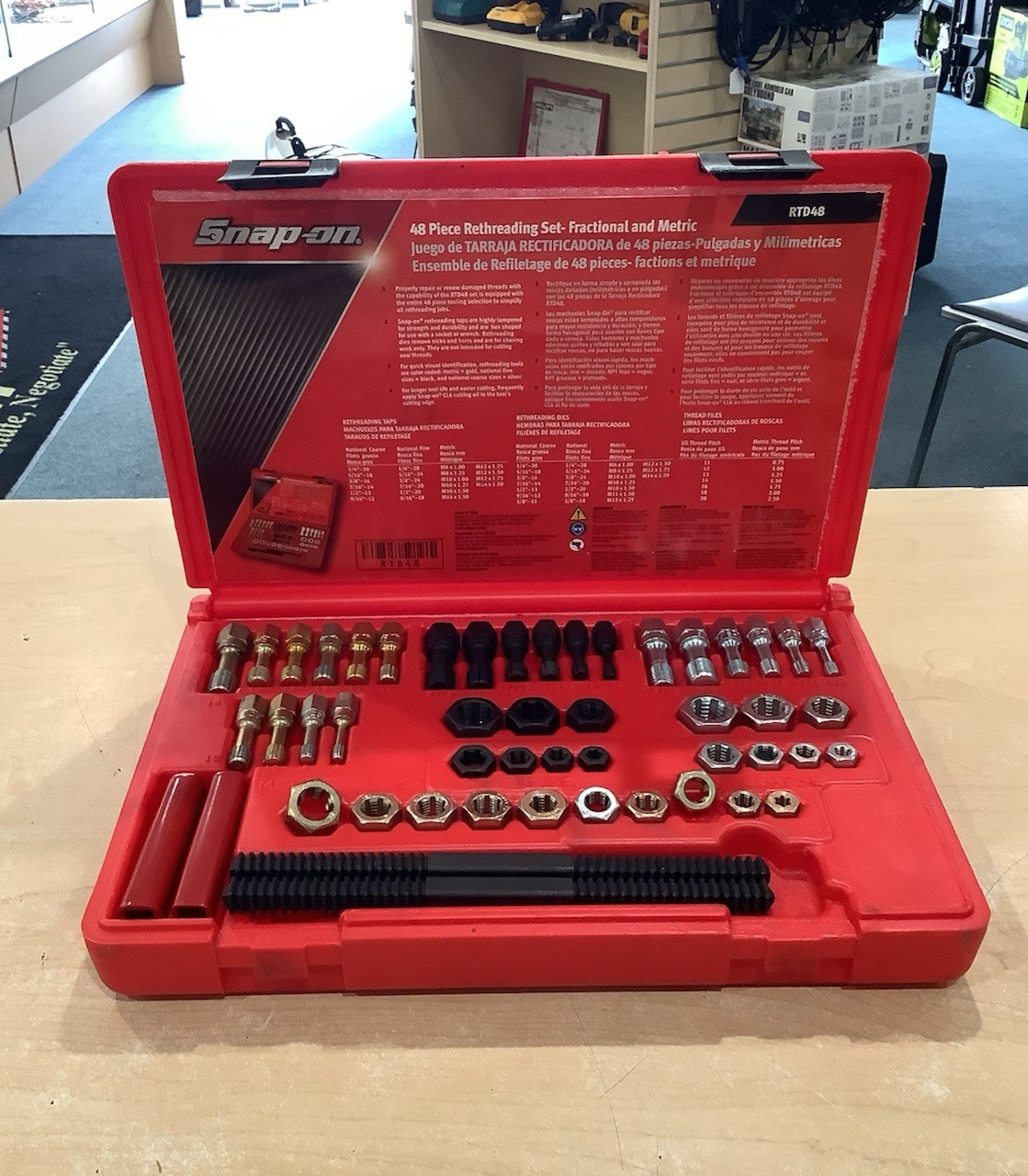 Snap On 48pc Rethreading Set Fractional & Metric (RTD48) *Pre-Owned* Free Ship
