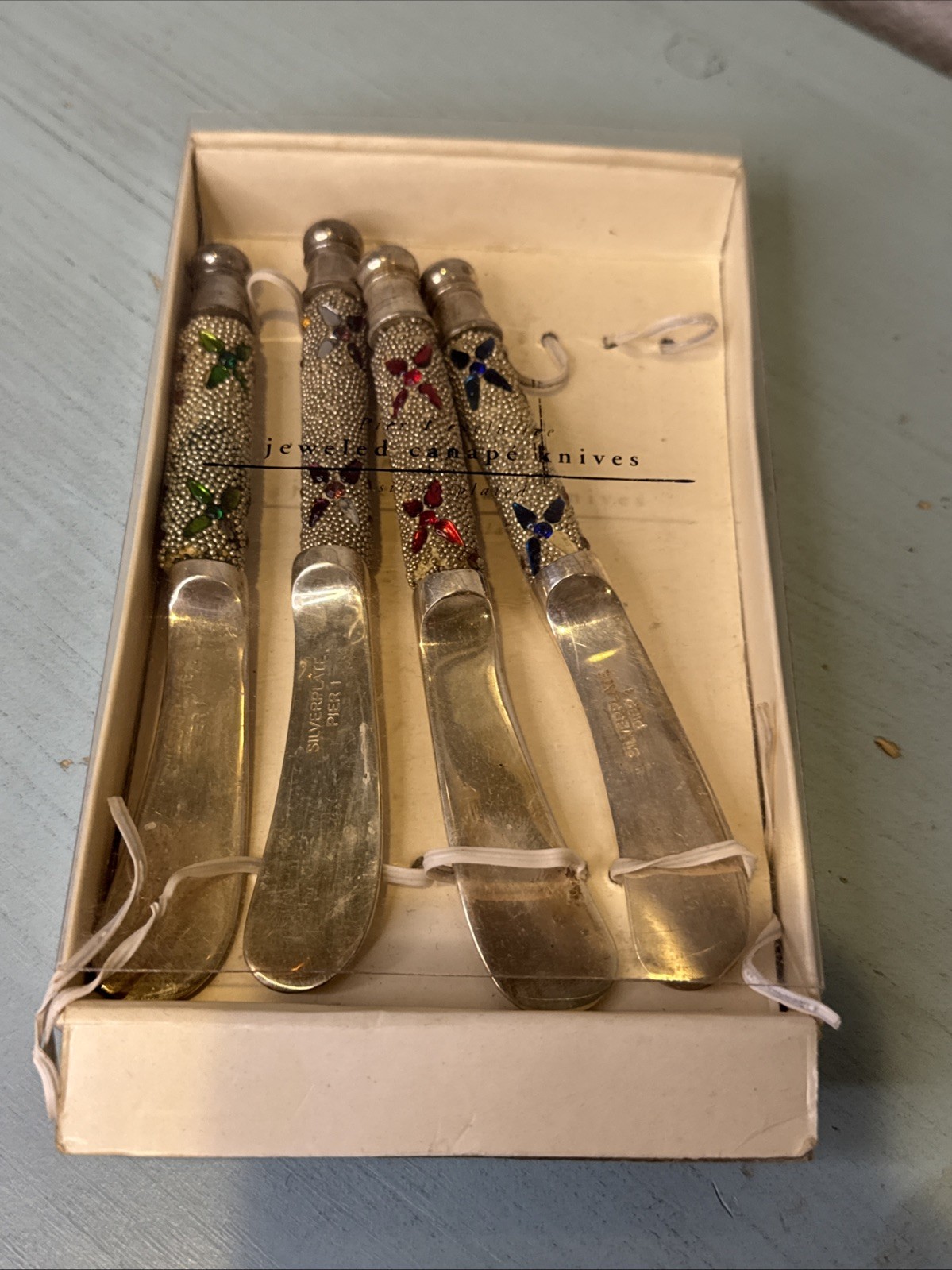 Set of 4 Pier 1 Jeweled Canape Knives Silver Plated Christmas Party Charcuterie