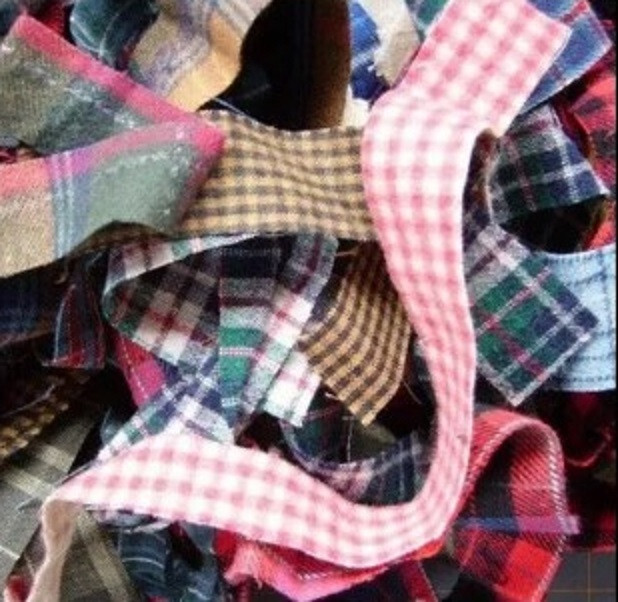LOT of 12 PRIMITIVE FLANNEL STRIPS for CRAFTS SNOWMAN SCARVES GIFT TRIM ETC