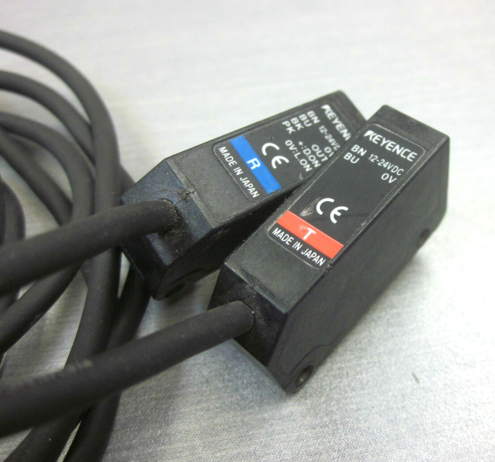 KEYENCE PZ-M51 Photoelectric Sensor Switch New