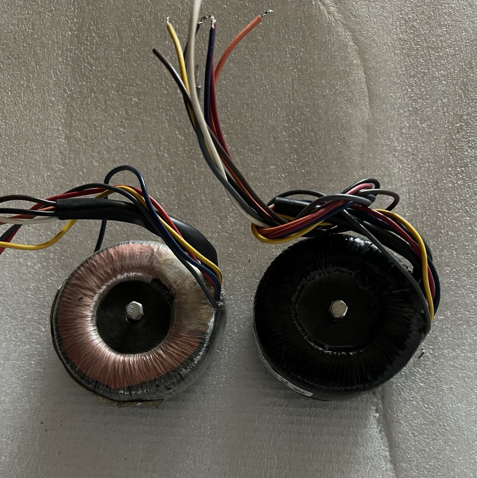 Plitron 2x 175V  350V Toroid Transformers 027053201